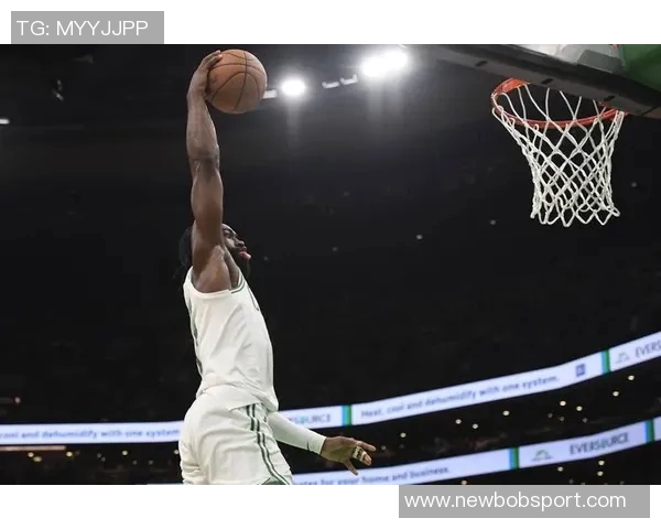 腿筋紧张问题缓解马祖拉透露布朗训练参与情况每日观察